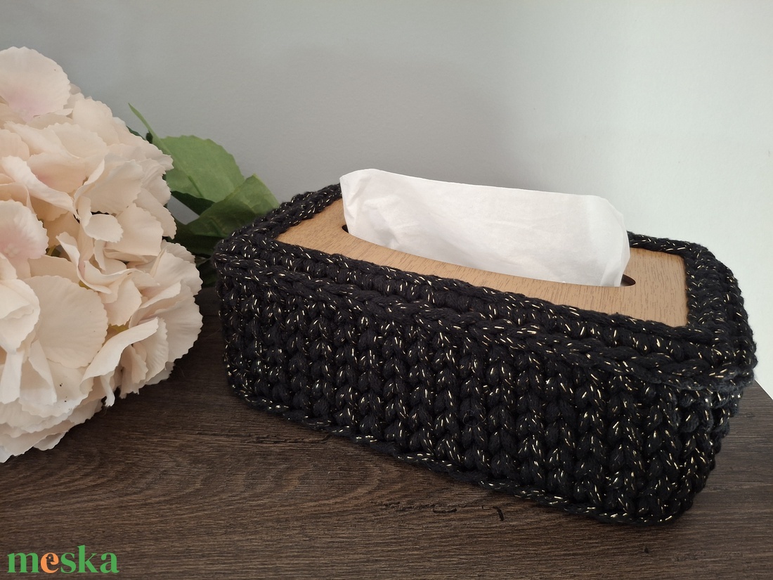 Horgolt papírzsebkendő tároló - otthon & életmód - tárolás & rendszerezés - zsebkendőtartó - Meska.hu