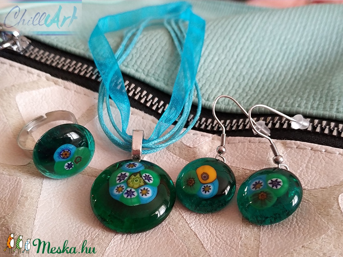 Türkizzöld millefiori virágcsodák - muránói medál, gyűrű és fülbevaló szett - ékszer - ékszerszett - Meska.hu