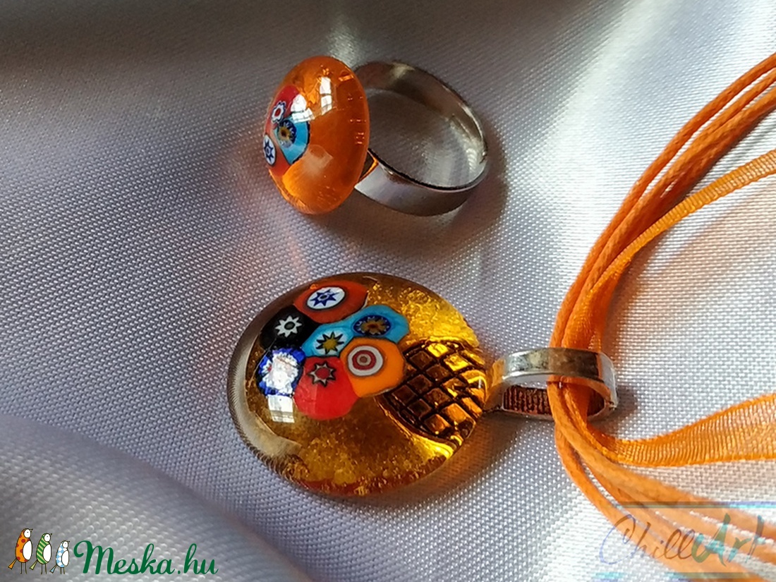 Gyöngyök a mézben! - muránói gyöngyös ékszerszett- Millefiori medál és állítható gyűrű - ékszer - ékszerszett - Meska.hu