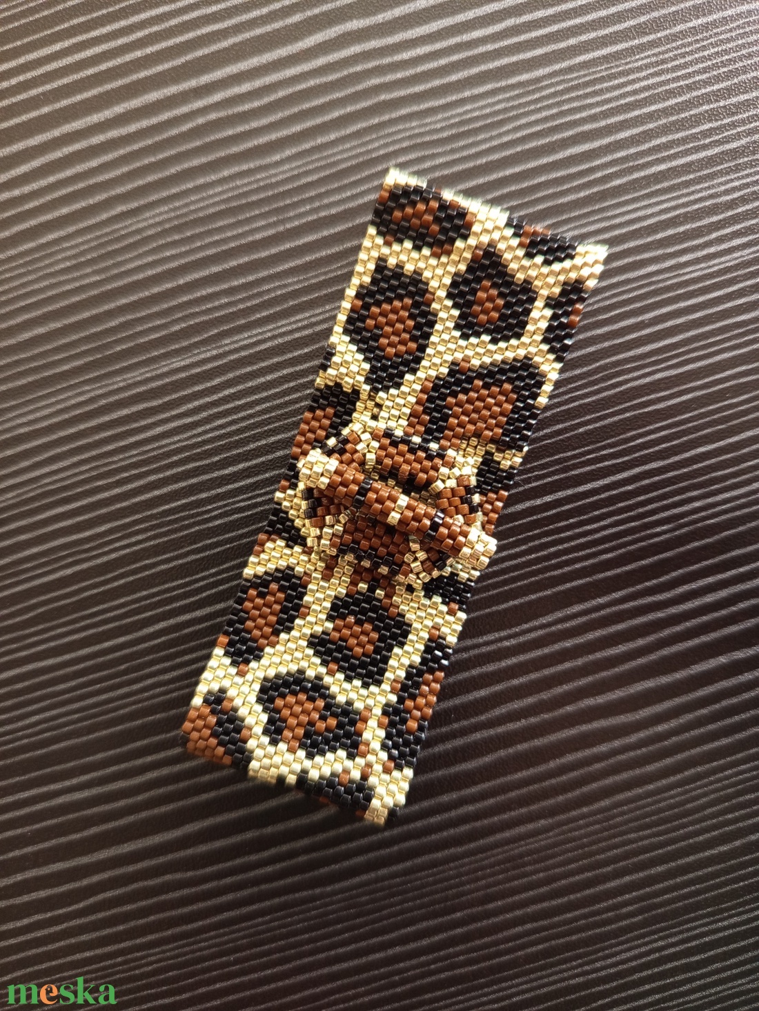 Leopárdmintás karkötő - ékszer - karkötő - gyöngyös karkötő - Meska.hu