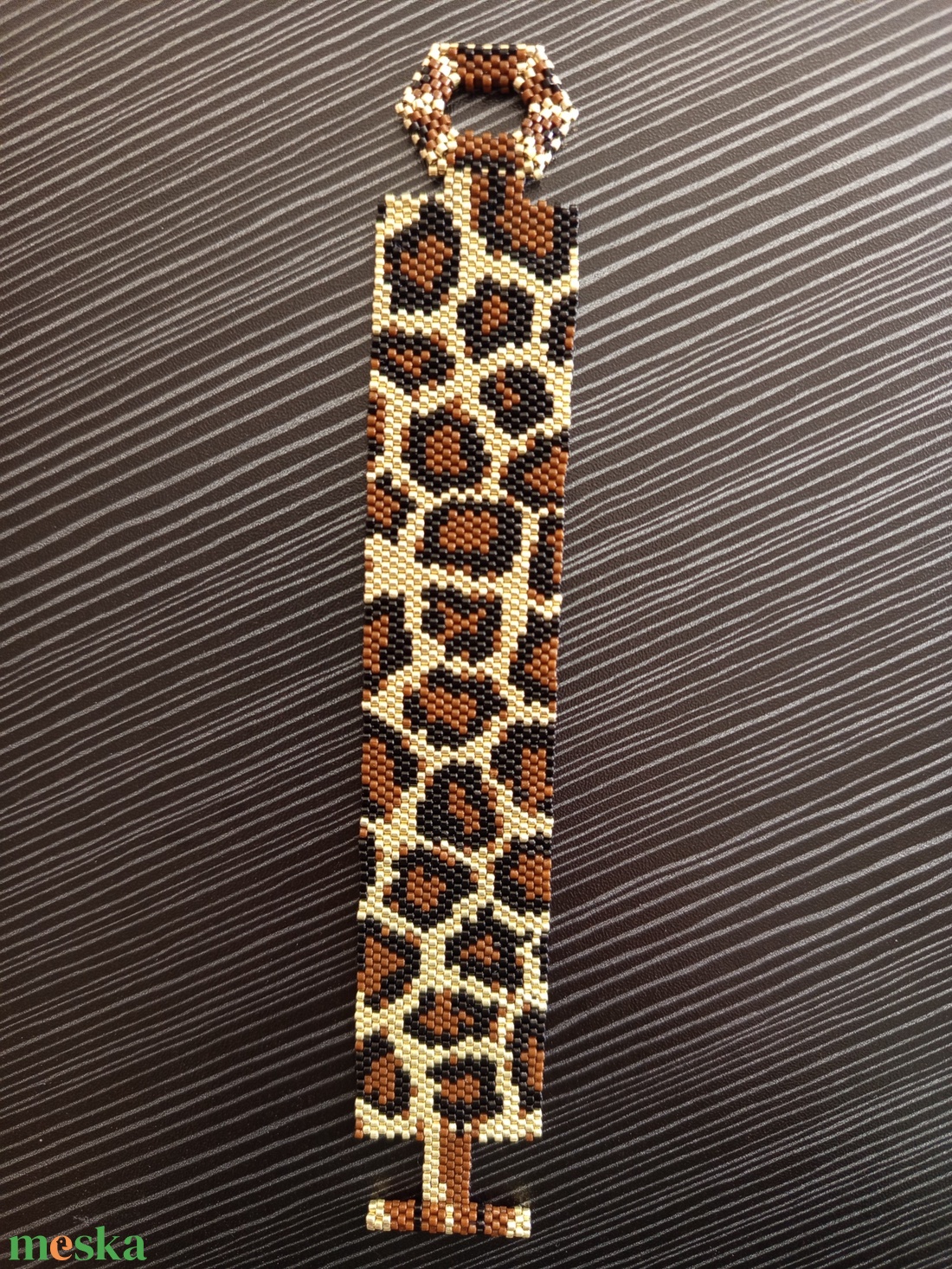 Leopárdmintás karkötő - ékszer - karkötő - gyöngyös karkötő - Meska.hu