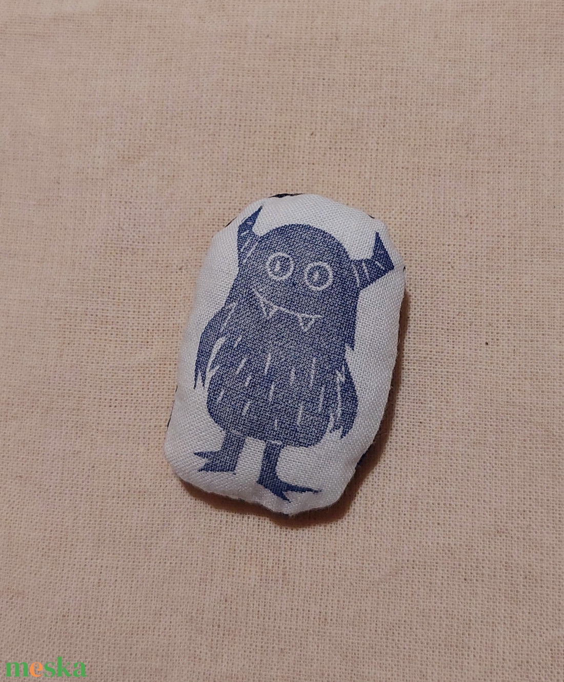 Mini Münyi - szerencsehozó, kabala szörnyecske - otthon & életmód - dekoráció - halloween - halloweeni figurák - Meska.hu Mini Münyi - szerencsehozó, kabala szörnyecske - otthon & életmód - dekoráció - halloween - halloweeni figurák - Meska.hu