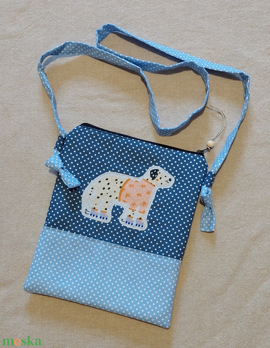 Kutyusos patchwork gyerek táska, oldaltáska, tarisznya - táska & tok - kézitáska & válltáska - válltáska - Meska.hu