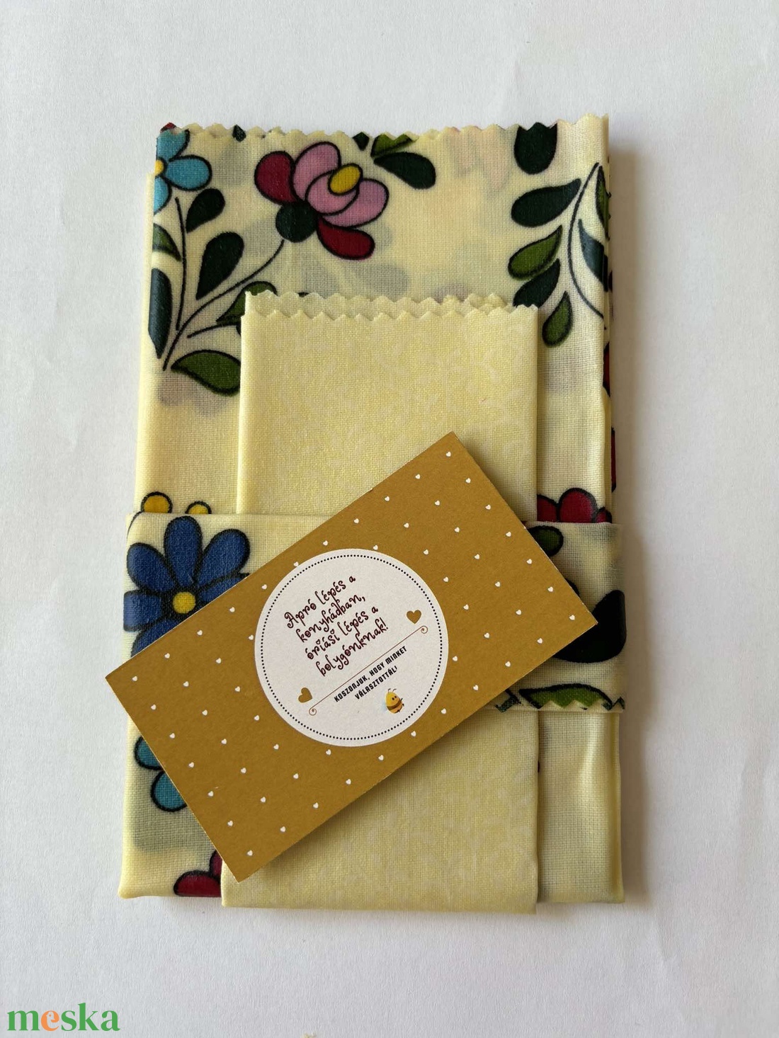 Kalocsai Kert Méhviasz kendő - otthon & életmód - konyhafelszerelés, tálalás - konyhai textil - szalvéta - Meska.hu Kalocsai Kert Méhviasz kendő - otthon & életmód - konyhafelszerelés, tálalás - konyhai textil - szalvéta - Meska.hu
