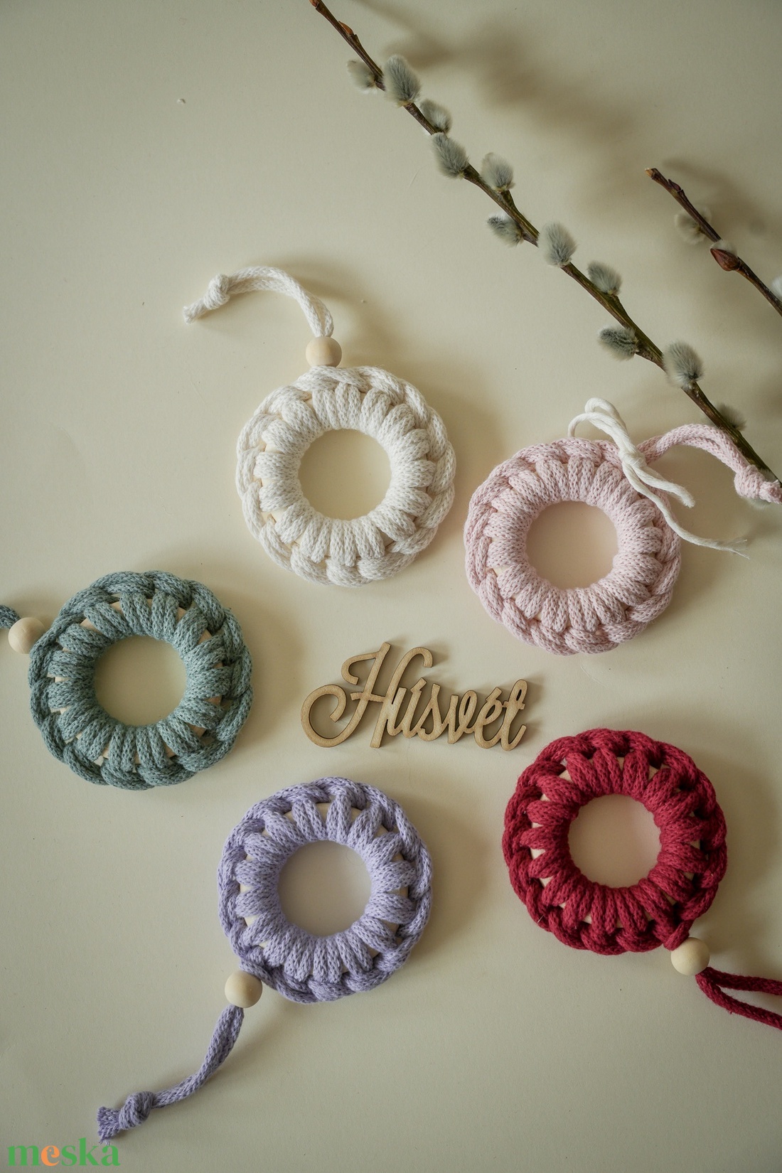 Húsvéti, tavaszi makramé dísz - otthon & életmód - dekoráció - fali és függő dekoráció - függődísz - Meska.hu