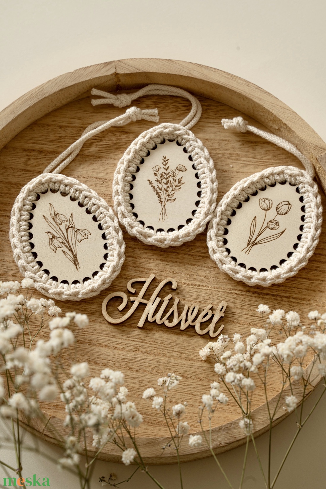 Három darabos tavaszi, húsvéti dísz, horgolt húsvéti tojás - virágos szett - otthon & életmód - dekoráció - fali és függő dekoráció - függődísz - Meska.hu