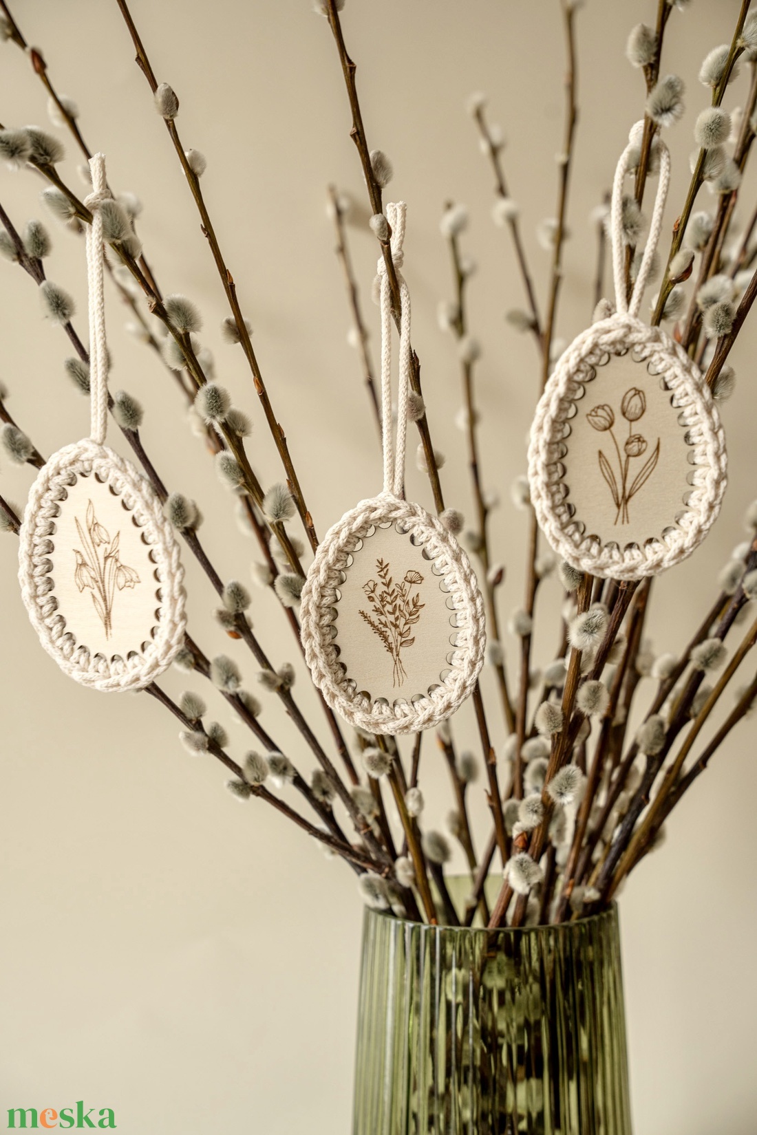 Három darabos tavaszi, húsvéti dísz, horgolt húsvéti tojás - virágos szett - otthon & életmód - dekoráció - fali és függő dekoráció - függődísz - Meska.hu