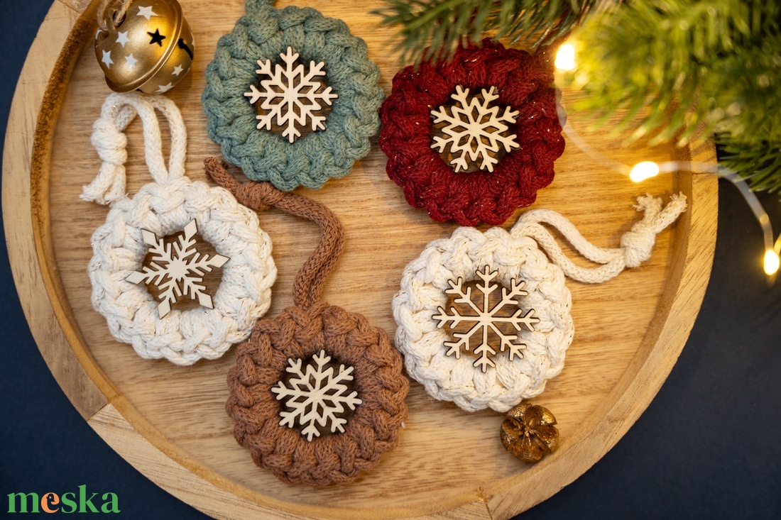 3 darabos horgolt karácsonyfadísz hópehely mintával - karácsony - karácsonyi lakásdekoráció - karácsonyfadíszek - Meska.hu