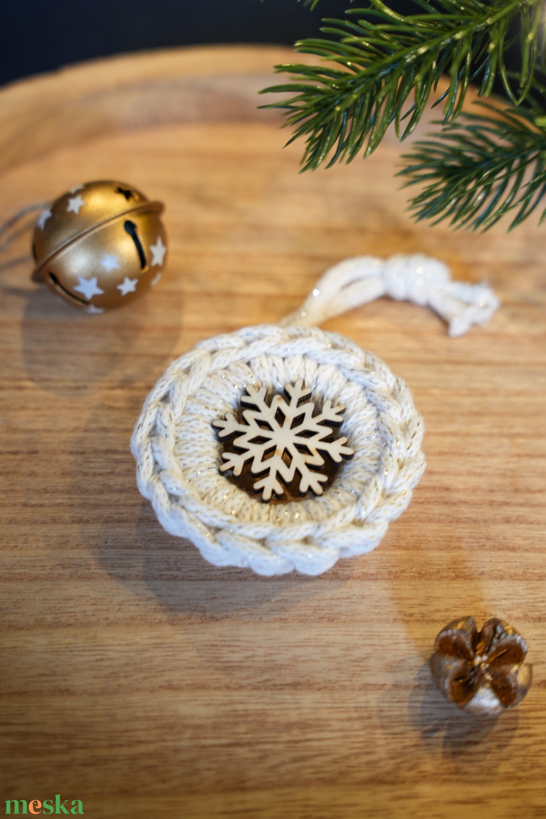 Horgolt karácsonyfa dísz fa hópehellyel - karácsony - karácsonyi lakásdekoráció - karácsonyfadíszek - Meska.hu