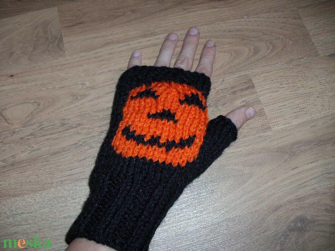 Halloween sütőtökös kesztyű - ruha & divat - sál, sapka, kendő - kesztyű - Meska.hu Halloween sütőtökös kesztyű - ruha & divat - sál, sapka, kendő - kesztyű - Meska.hu
