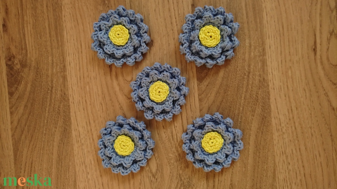 5 db virág kitűző Nőnapra - ékszer - kitűző és bross - Meska.hu