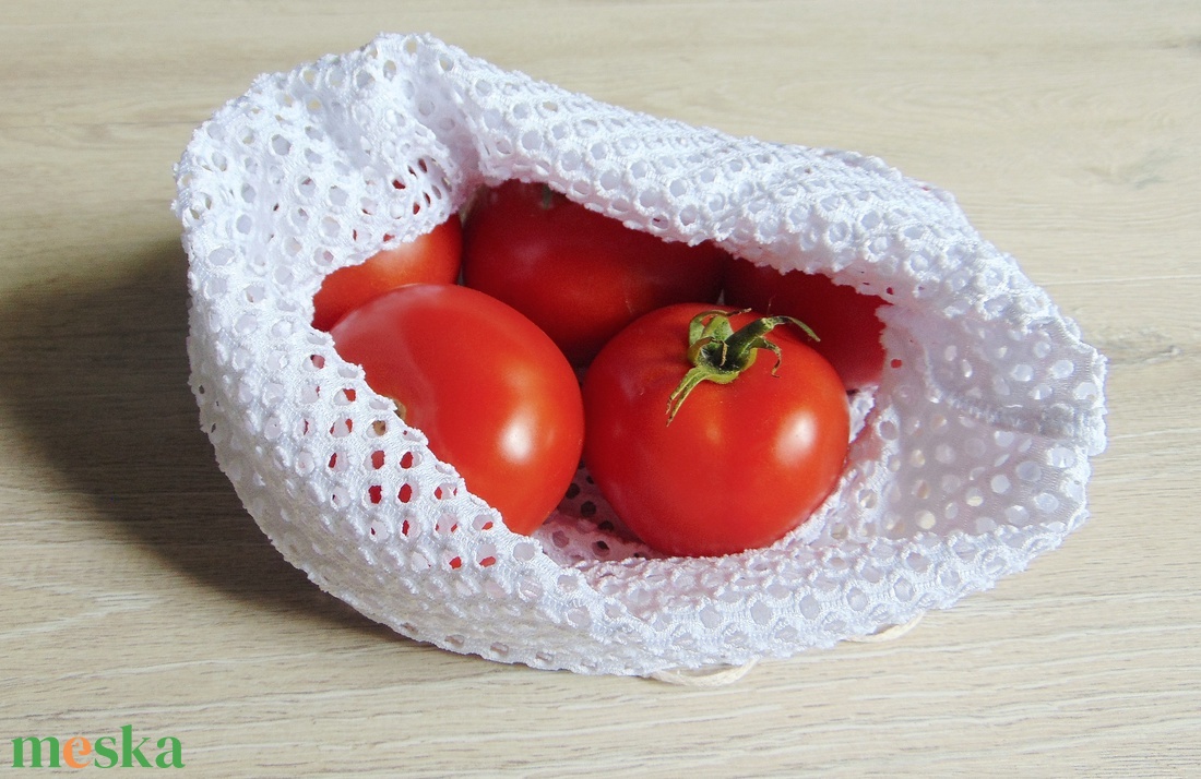 Hálós textil zsák / fehér - táska & tok - bevásárlás & shopper táska - zöldség/gyümölcs zsák - Meska.hu Hálós textil zsák / fehér - táska & tok - bevásárlás & shopper táska - zöldség/gyümölcs zsák - Meska.hu