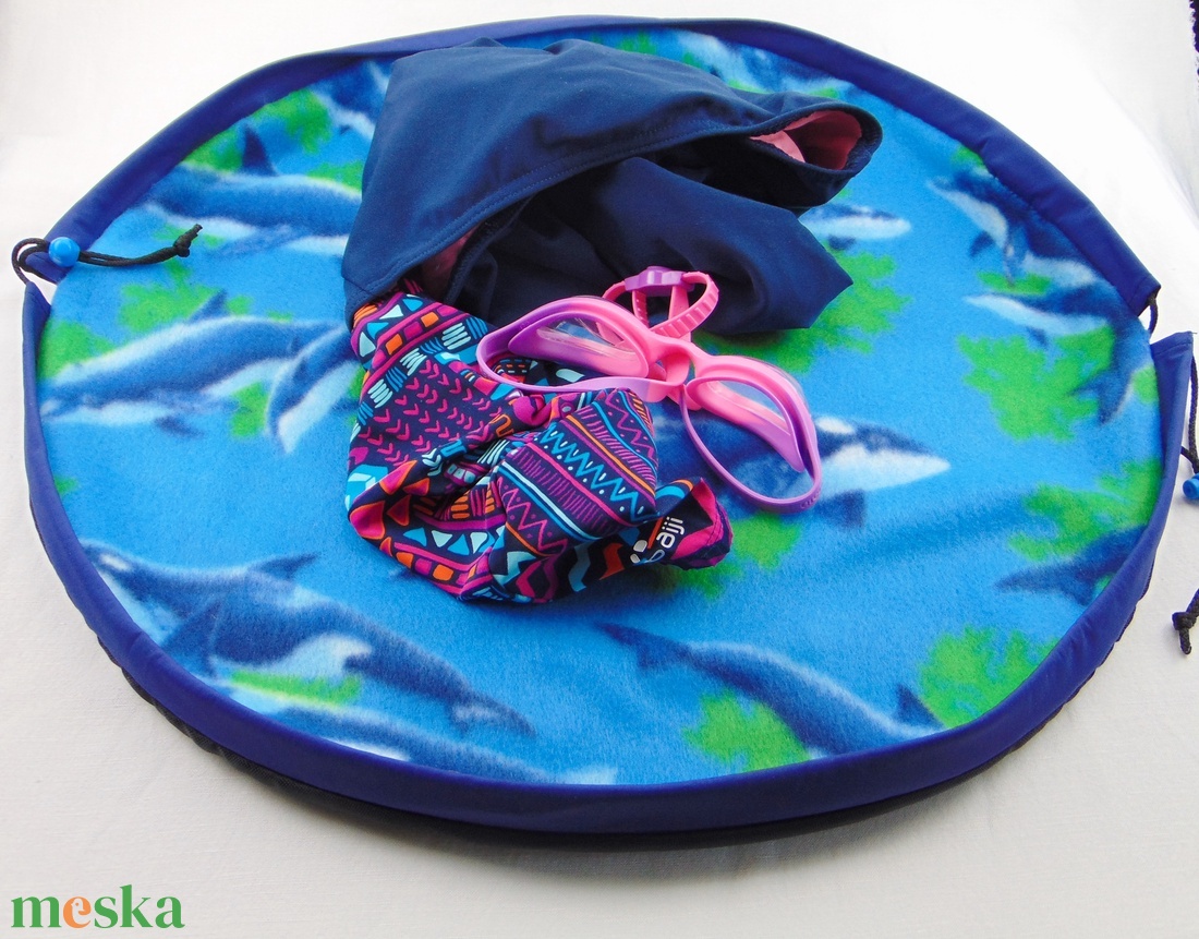 Fürdőruha zsák /  Delfinek / átmérő 50 cm - táska & tok - edzőtáskák - sporttáska - Meska.hu