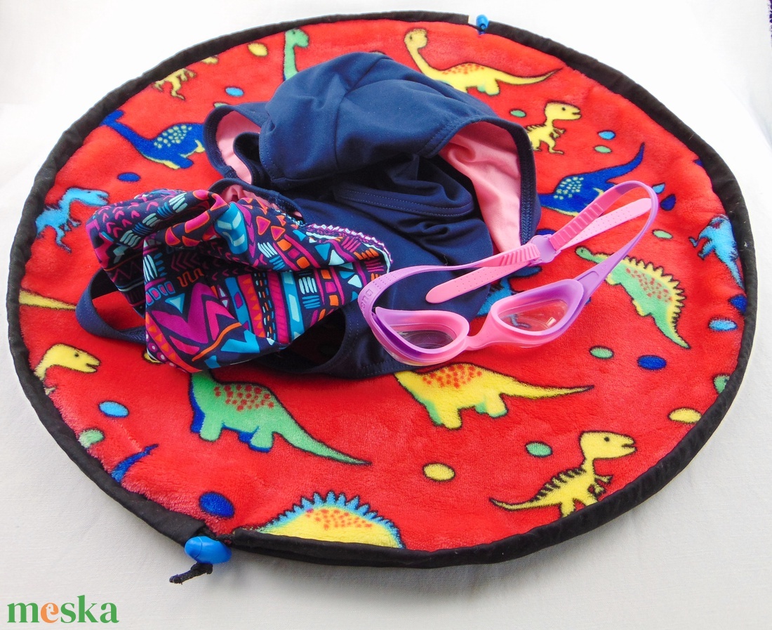 Fürdőruha zsák / átmérő 50 cm - táska & tok - edzőtáskák - sporttáska - Meska.hu Fürdőruha zsák / átmérő 50 cm - táska & tok - edzőtáskák - sporttáska - Meska.hu