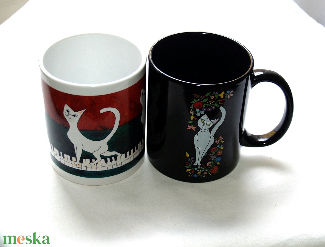  2 db Kalocsai fekete-fehér cicás bögre kerámia  - otthon & életmód - konyhafelszerelés, tálalás - tálalás - bögre & csésze - Meska.hu