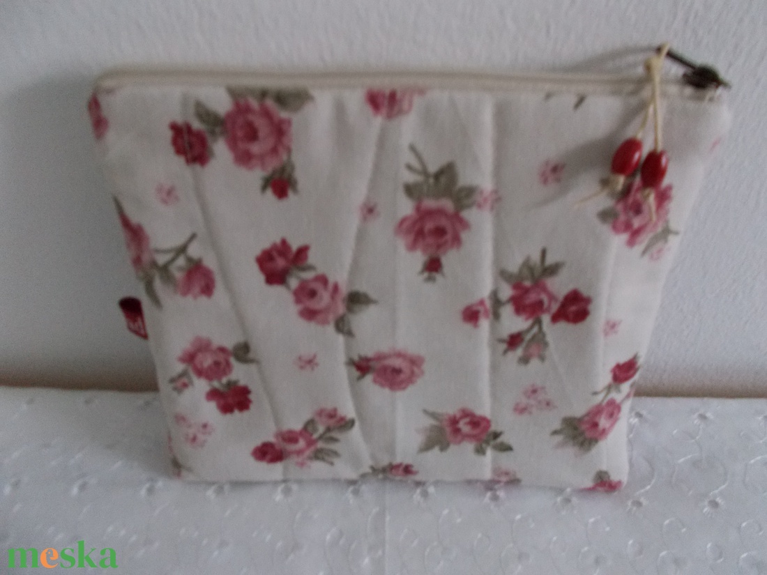 Rózsás piperetartó - táska & tok - neszesszer - Meska.hu