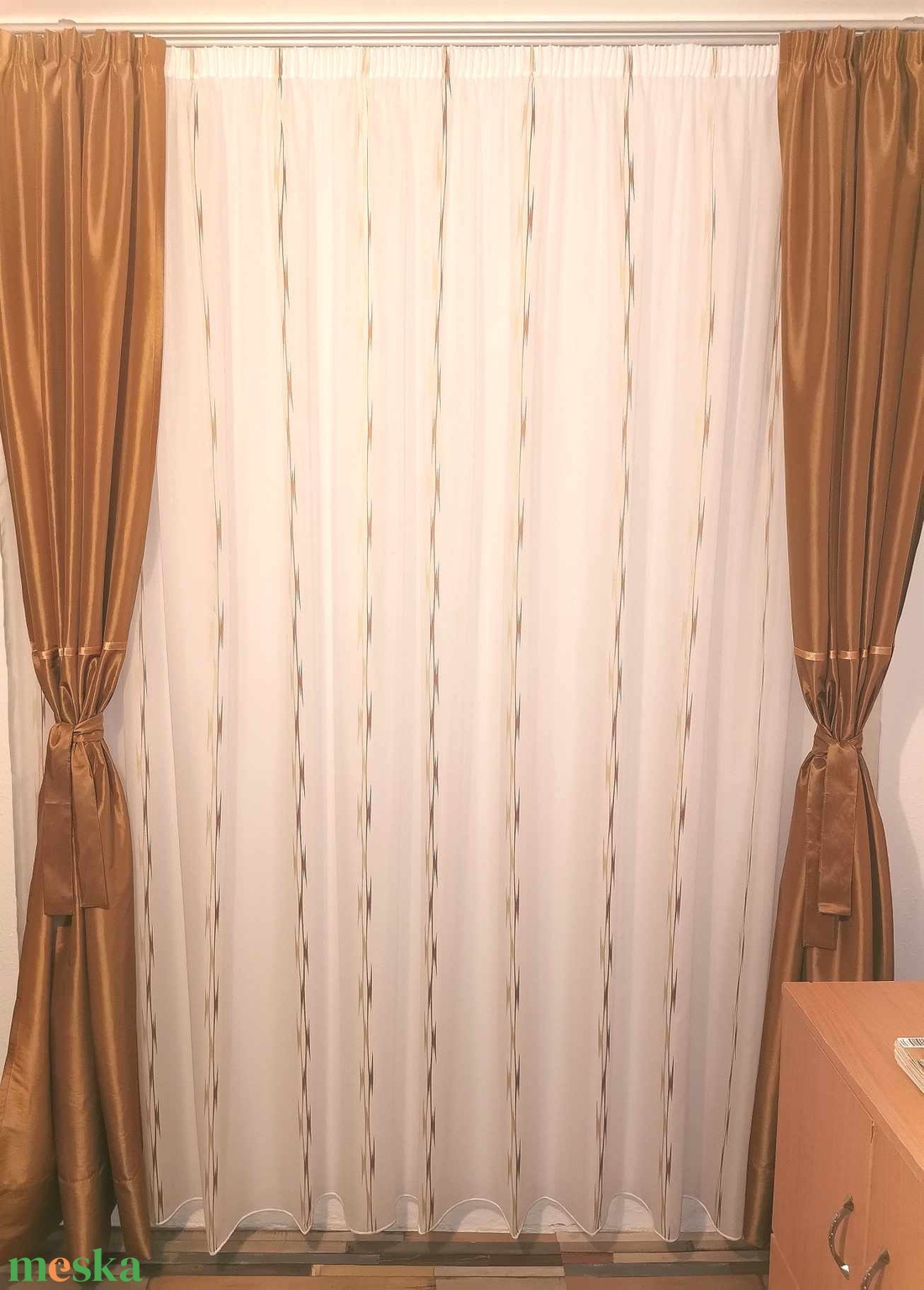 Nyírt mintás (shearly) függöny karamell taft sötétítővel egyben készre varrva 3,5m széles - otthon & életmód - lakástextil - függöny és kiegészítő - függöny - Meska.hu