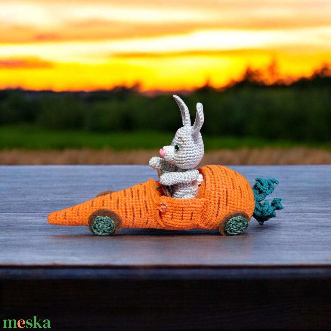 Amigurumi horgolt Répaautó Nyuszival - játék & sport - plüssállat & játékfigura - más figura - Meska.hu Amigurumi horgolt Répaautó Nyuszival - játék & sport - plüssállat & játékfigura - más figura - Meska.hu