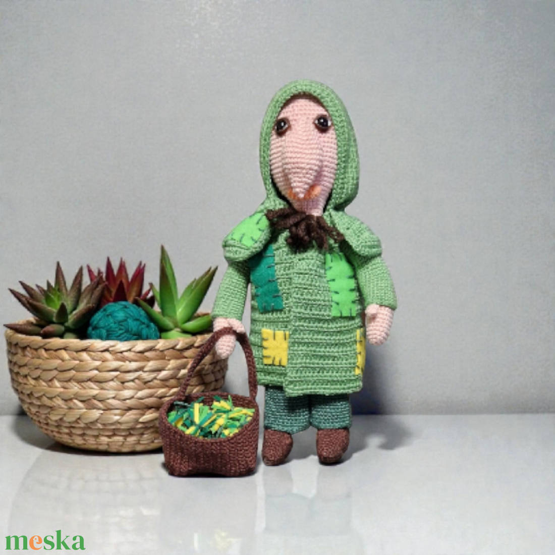 Egy mesebeli karakter a füvesember  - játék & sport - plüssállat & játékfigura - plüss mesefigurák - Meska.hu