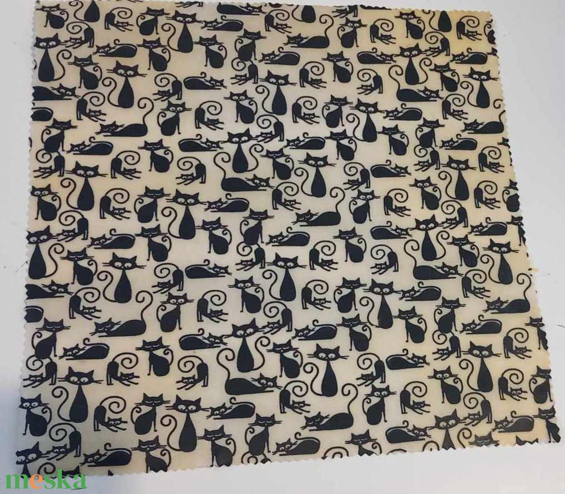 Méhviaszos kendő 30x30 cm - táska & tok - uzsonna- & ebéd tartó - szendvics csomagoló - Meska.hu
