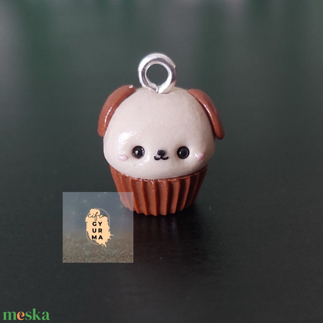 Kutya cupcake medál - ékszer - nyaklánc - medál - Meska.hu Kutya cupcake medál - ékszer - nyaklánc - medál - Meska.hu