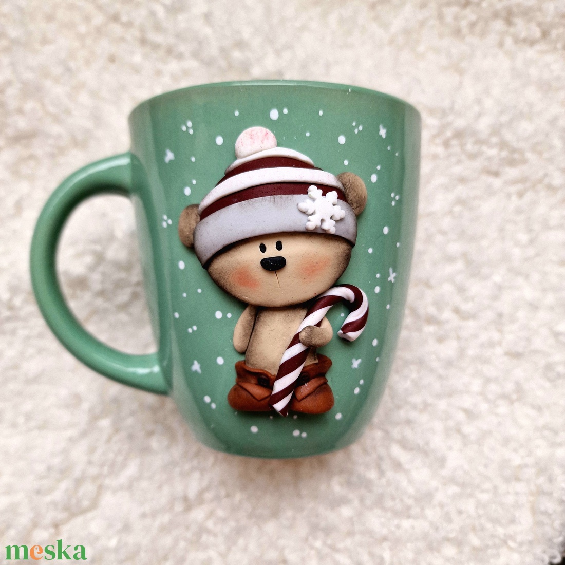 Karácsonyi bögre - Maci cukorbottal - otthon & életmód - konyhafelszerelés, tálalás - tálalás - bögre & csésze - Meska.hu