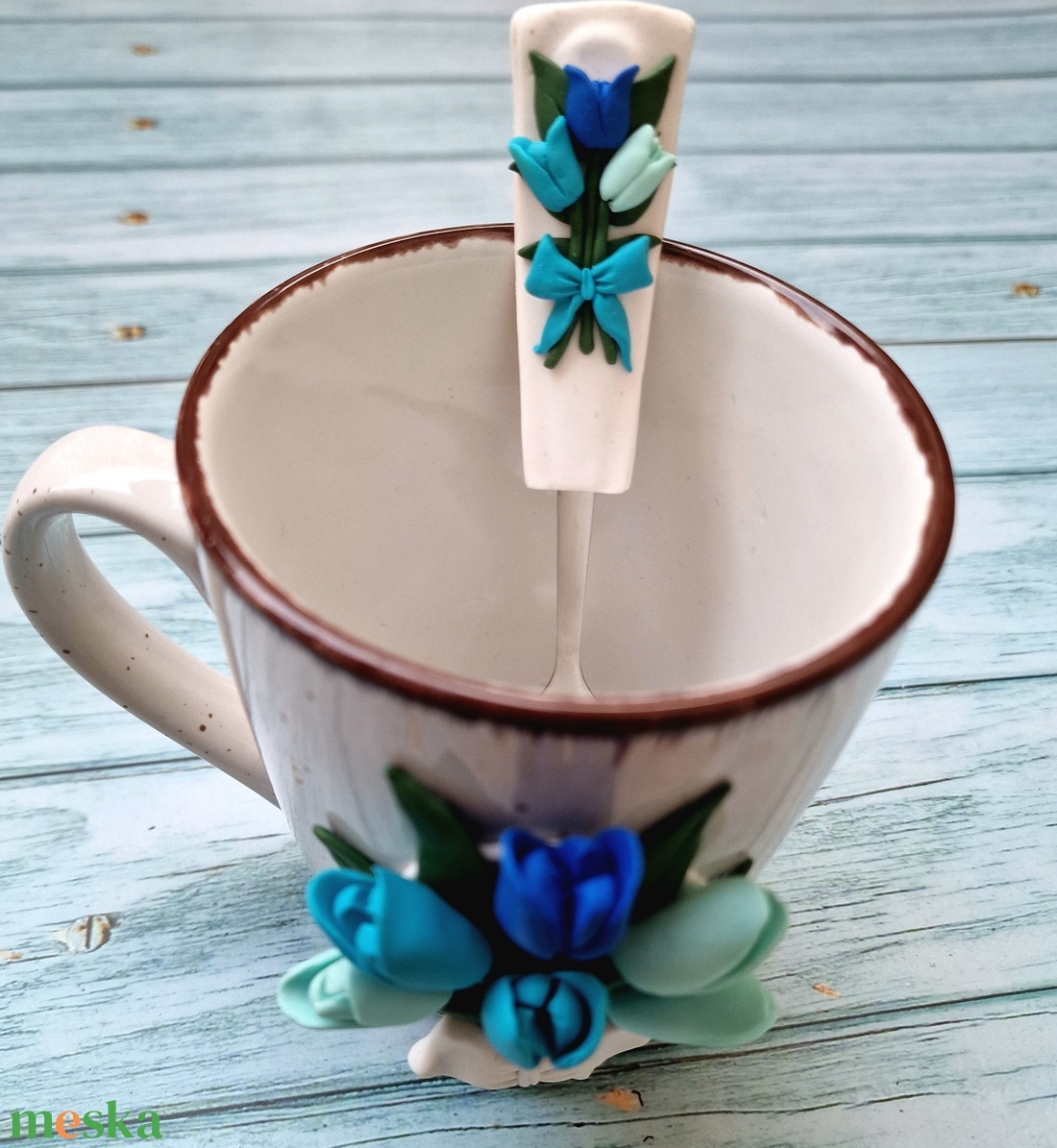 Tulipános bögre-kanál szett - ünnepi díszek, dekorációk - húsvéti díszek és dekorációk - húsvéti bögre - Meska.hu