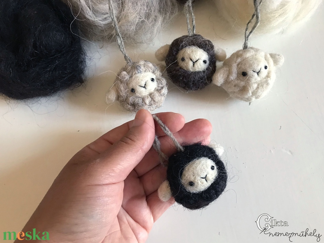 Tűnemez mini bárány figura 4 féle színben - otthon & életmód - dekoráció - fali és függő dekoráció - függődísz - Meska.hu Tűnemez mini bárány figura 4 féle színben - otthon & életmód - dekoráció - fali és függő dekoráció - függődísz - Meska.hu
