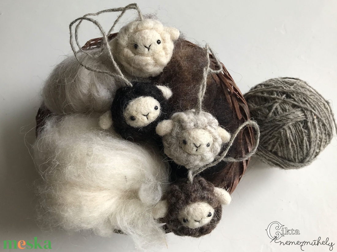Tűnemez mini bárány figura 4 féle színben - otthon & életmód - dekoráció - fali és függő dekoráció - függődísz - Meska.hu Tűnemez mini bárány figura 4 féle színben - otthon & életmód - dekoráció - fali és függő dekoráció - függődísz - Meska.hu