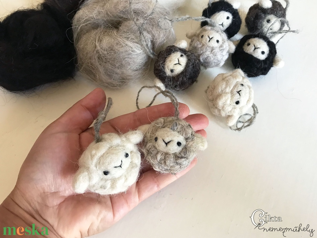 Tűnemez mini bárány figura 4 féle színben - otthon & életmód - dekoráció - fali és függő dekoráció - függődísz - Meska.hu Tűnemez mini bárány figura 4 féle színben - otthon & életmód - dekoráció - fali és függő dekoráció - függődísz - Meska.hu