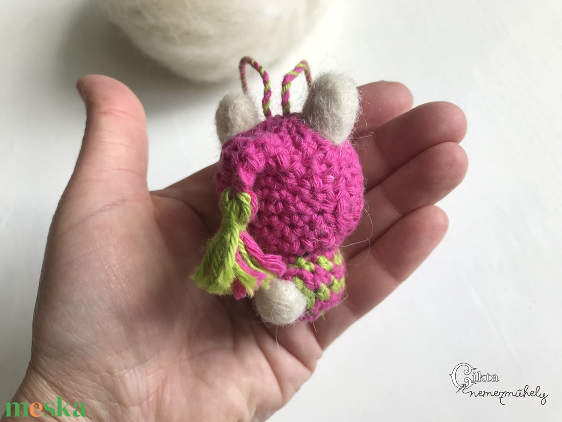 Tűnemezelt-horgolt aranyos nyuszi baba - otthon & életmód - dekoráció - fali és függő dekoráció - függődísz - Meska.hu
