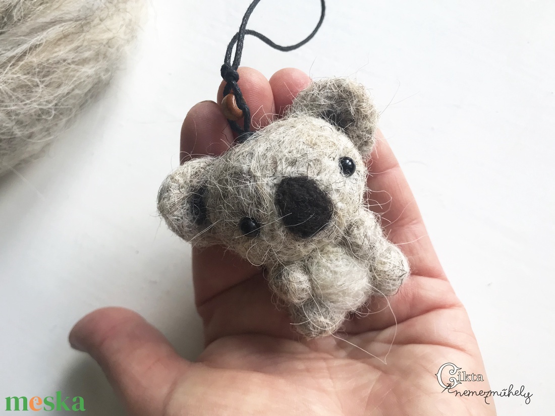 Tűnemezelt aranyos koala - játék & sport - plüssállat & játékfigura - maci - Meska.hu