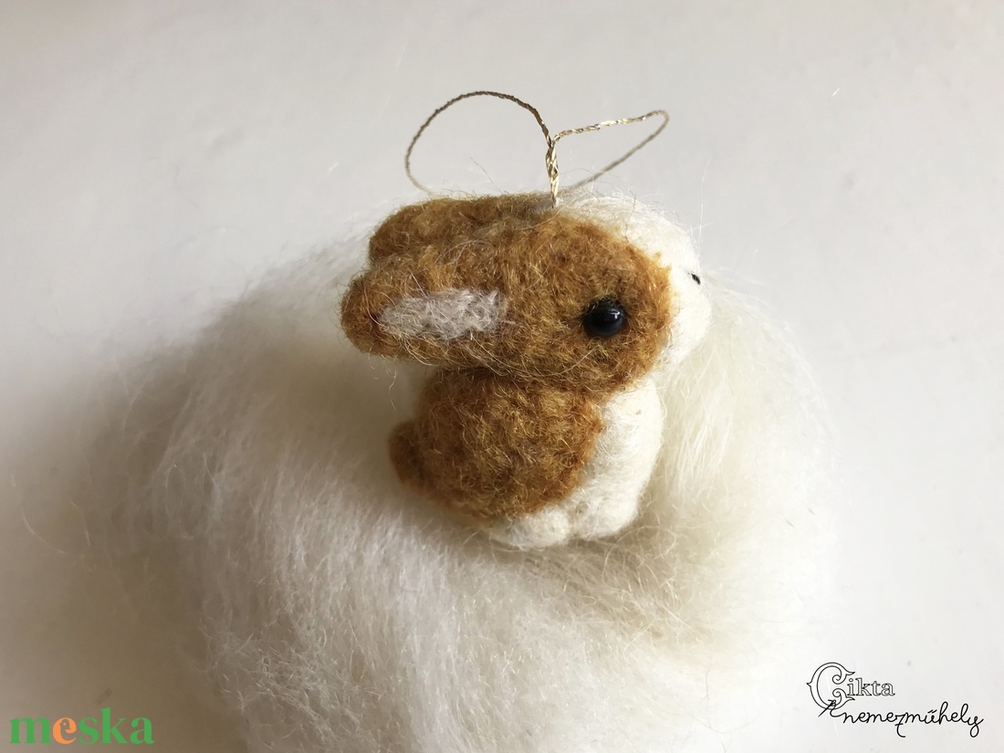 Tűnemezelt aranyos nyuszi karácsonyfa dísz - karácsony - karácsonyi lakásdekoráció - karácsonyfadíszek - Meska.hu