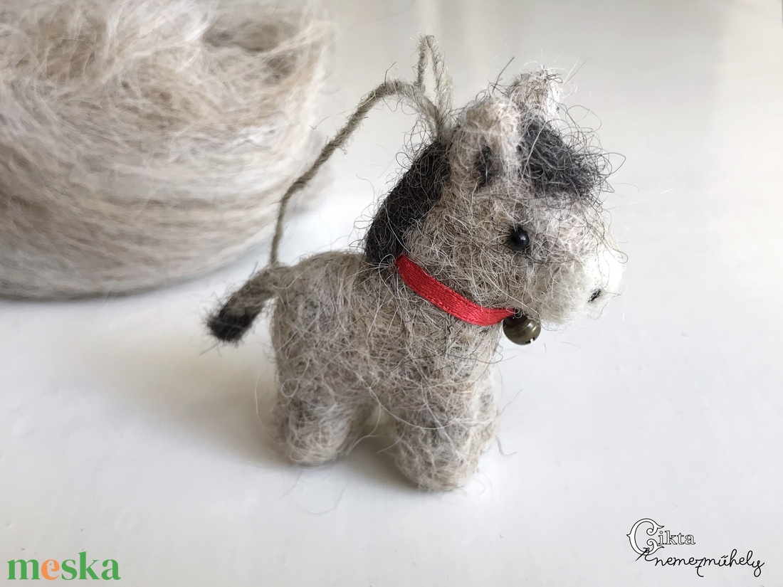 Tűnemezelt mini szamár - aranyos karácsonyfadísz - játék & sport - plüssállat & játékfigura - más figura - Meska.hu