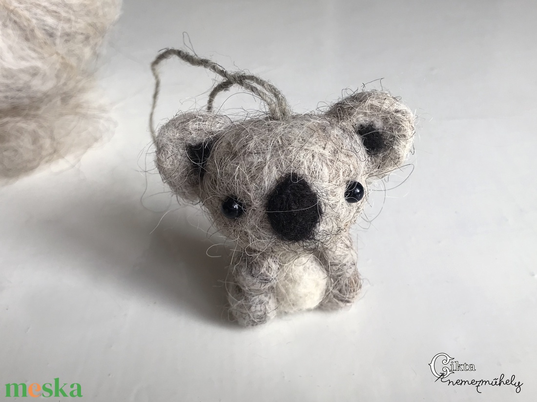 Tűnemezelt aranyos koala - karácsony - karácsonyi lakásdekoráció - karácsonyfadíszek - Meska.hu