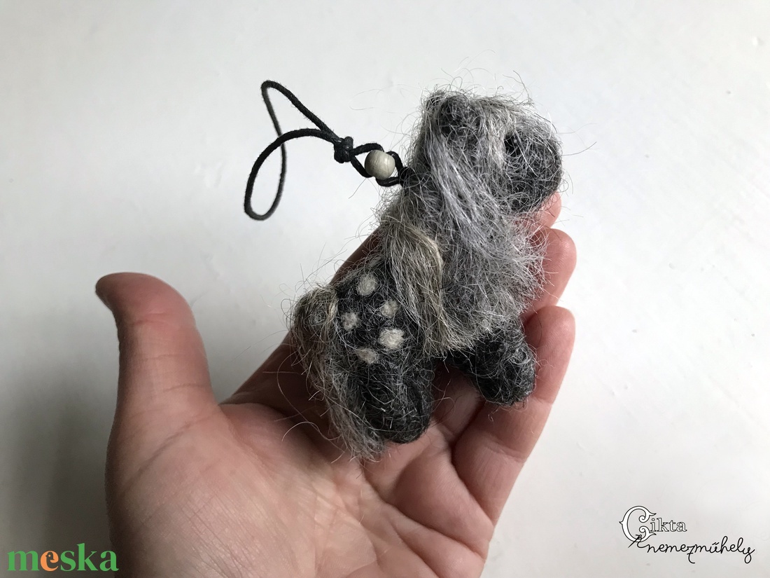 Tűnemezelt szürke póni/lovacska - játék & sport - plüssállat & játékfigura - ló - Meska.hu