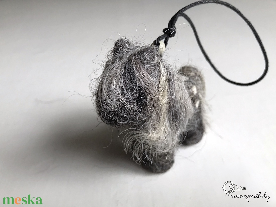 Tűnemezelt szürke póni/lovacska - játék & sport - plüssállat & játékfigura - ló - Meska.hu