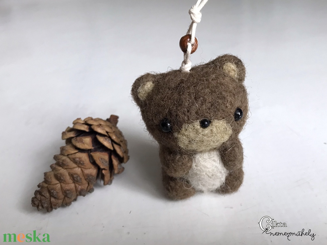 Tűnemezelt aranyos barna maci - játék & sport - plüssállat & játékfigura - maci - Meska.hu