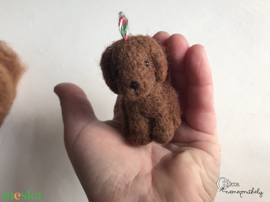 Magyar kutyafajták magyar gyapjúból - nemezelt magyar vizsla - növényi festésű cigája gyapjúból - játék & sport - plüssállat & játékfigura - kutya - Meska.hu