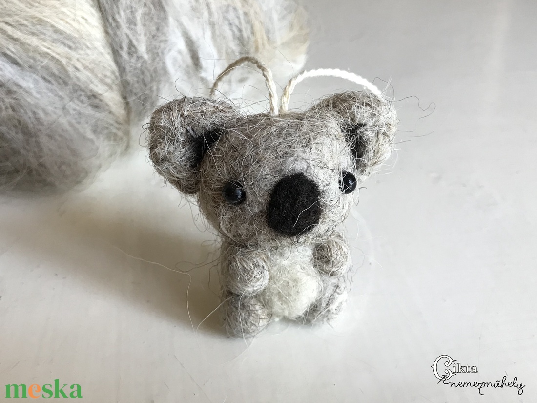 Tűnemezelt aranyos koala - játék & sport - plüssállat & játékfigura - más figura - Meska.hu
