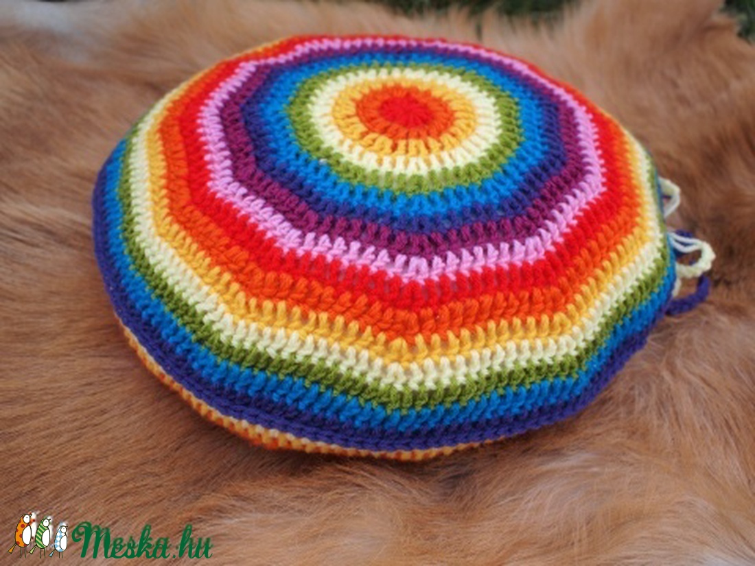 Szivárvány horgolt párna -  - Meska.hu