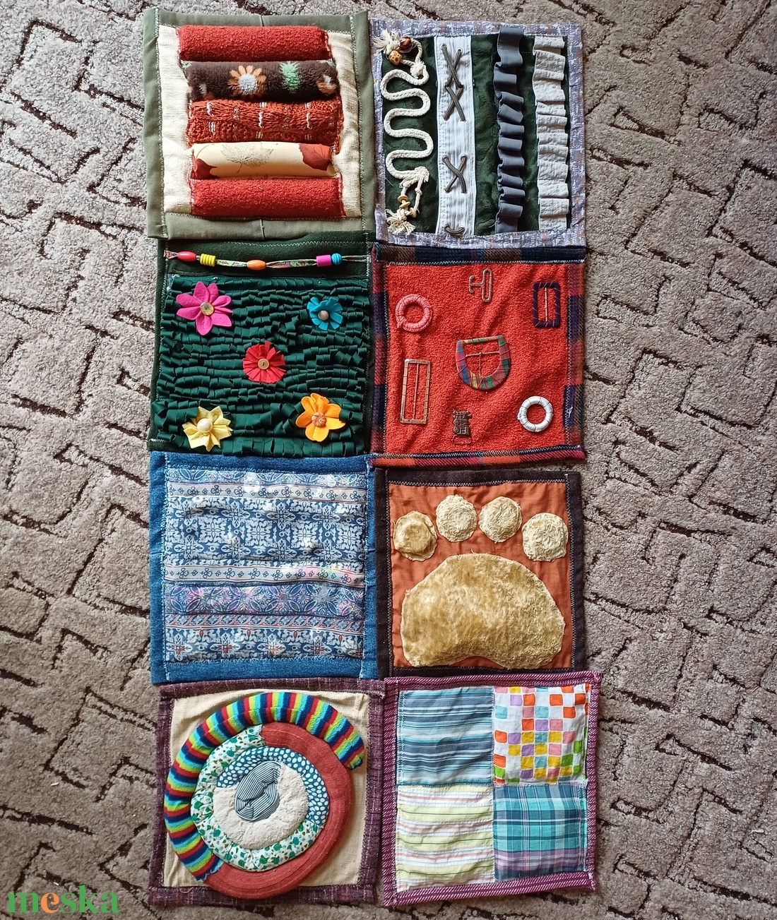 Szenzoros szőnyeg / mezítlábas ösvény - újrahasznosított textilekből - egyedi összeállításban kérhető - baba - mama - baba játékok - játszószőnyeg - Meska.hu