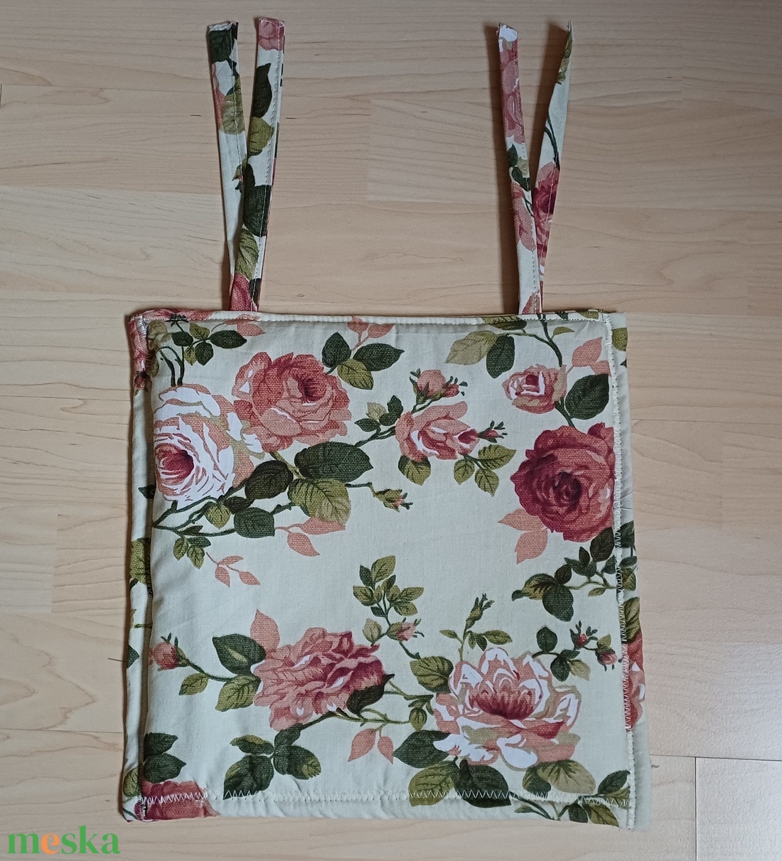 Székpárna újrahasznosított textilekből - többféle színben, mintával - otthon & életmód - lakástextil - székpárna, huzat - Meska.hu