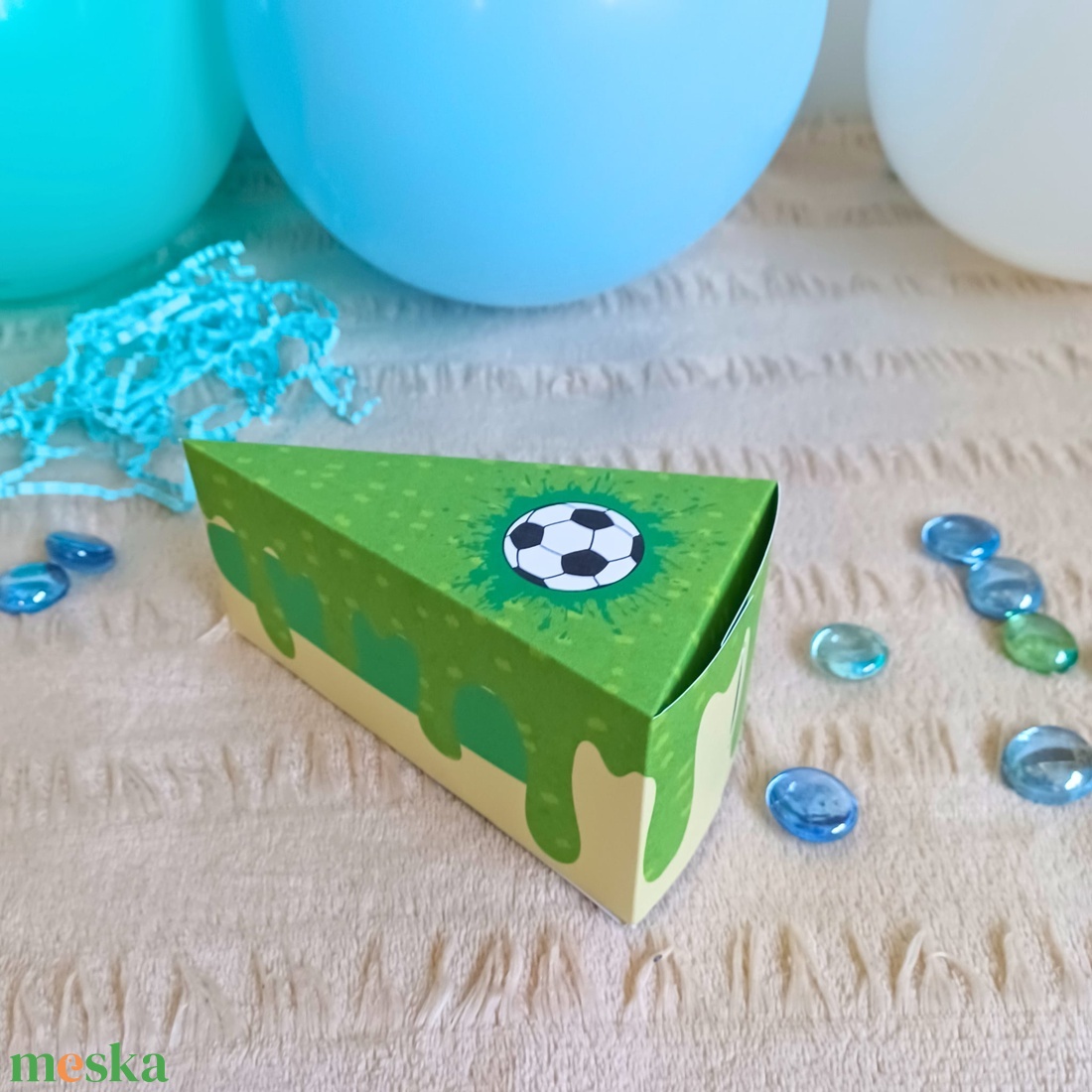 Góóól! papírtorta szelet, Ovis torta - otthon & életmód - papír, írószer - ajándékozás kellékei - papírtorta - Meska.hu