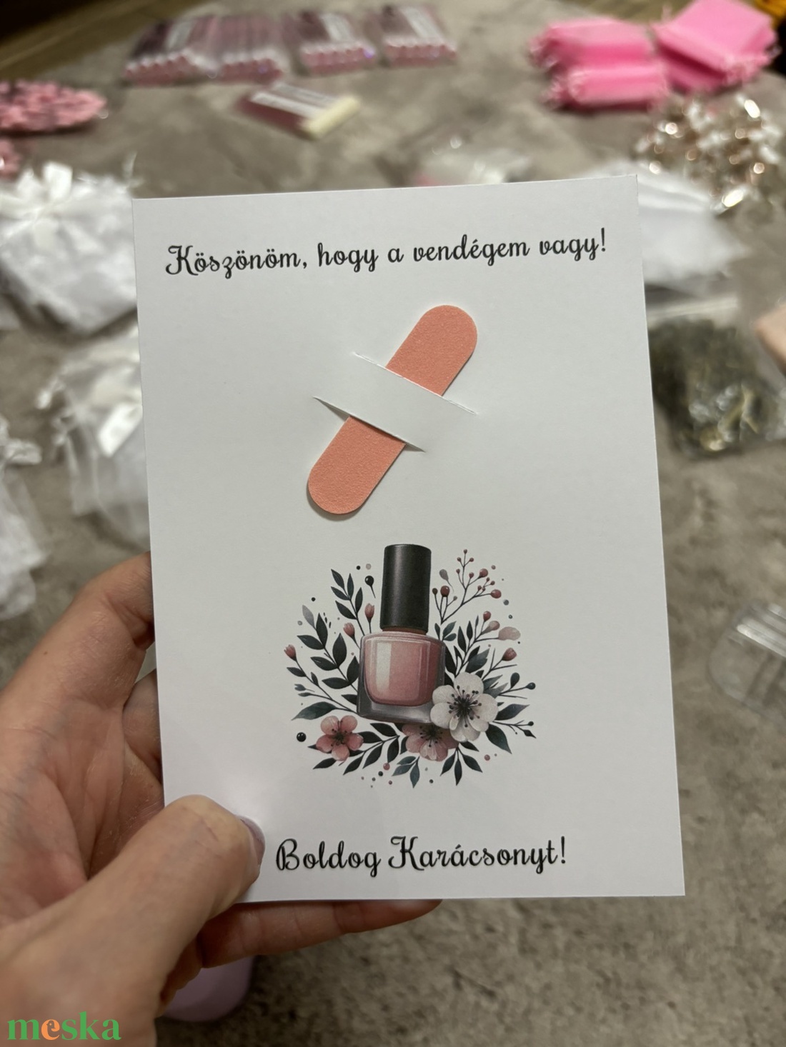 Vendégajándék - műkörmösöknek körömreszelővel - karácsony - karácsonyi ajándékozás - karácsonyi képeslap, üdvözlőlap, ajándékkísérő - Meska.hu Vendégajándék - műkörmösöknek körömreszelővel - karácsony - karácsonyi ajándékozás - karácsonyi képeslap, üdvözlőlap, ajándékkísérő - Meska.hu