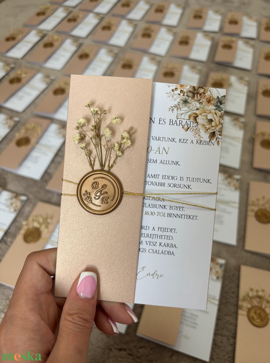 Saját monogramos viaszpecsét (200 db) - esküvő - meghívó & kártya - esküvői pecsét, bélyegző - esküvői viasz pecsét - Meska.hu