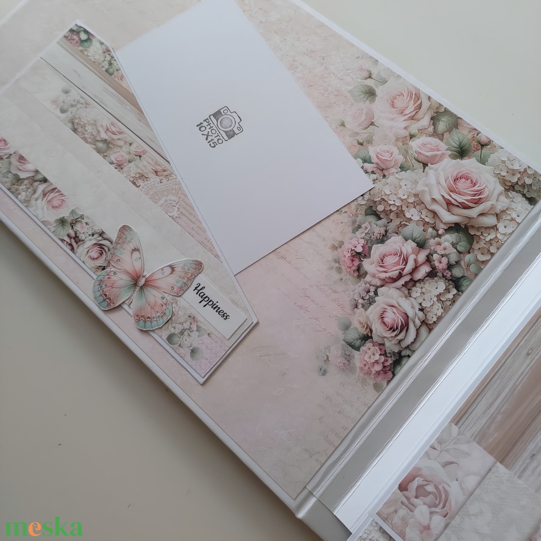 'Egyszer volt, hol nem volt...' esküvői emlékalbum, fotóalbum, scrapbook - esküvő - emlék & ajándék - album & fotóalbum - Meska.hu 'Egyszer volt, hol nem volt...' esküvői emlékalbum, fotóalbum, scrapbook - esküvő - emlék & ajándék - album & fotóalbum - Meska.hu