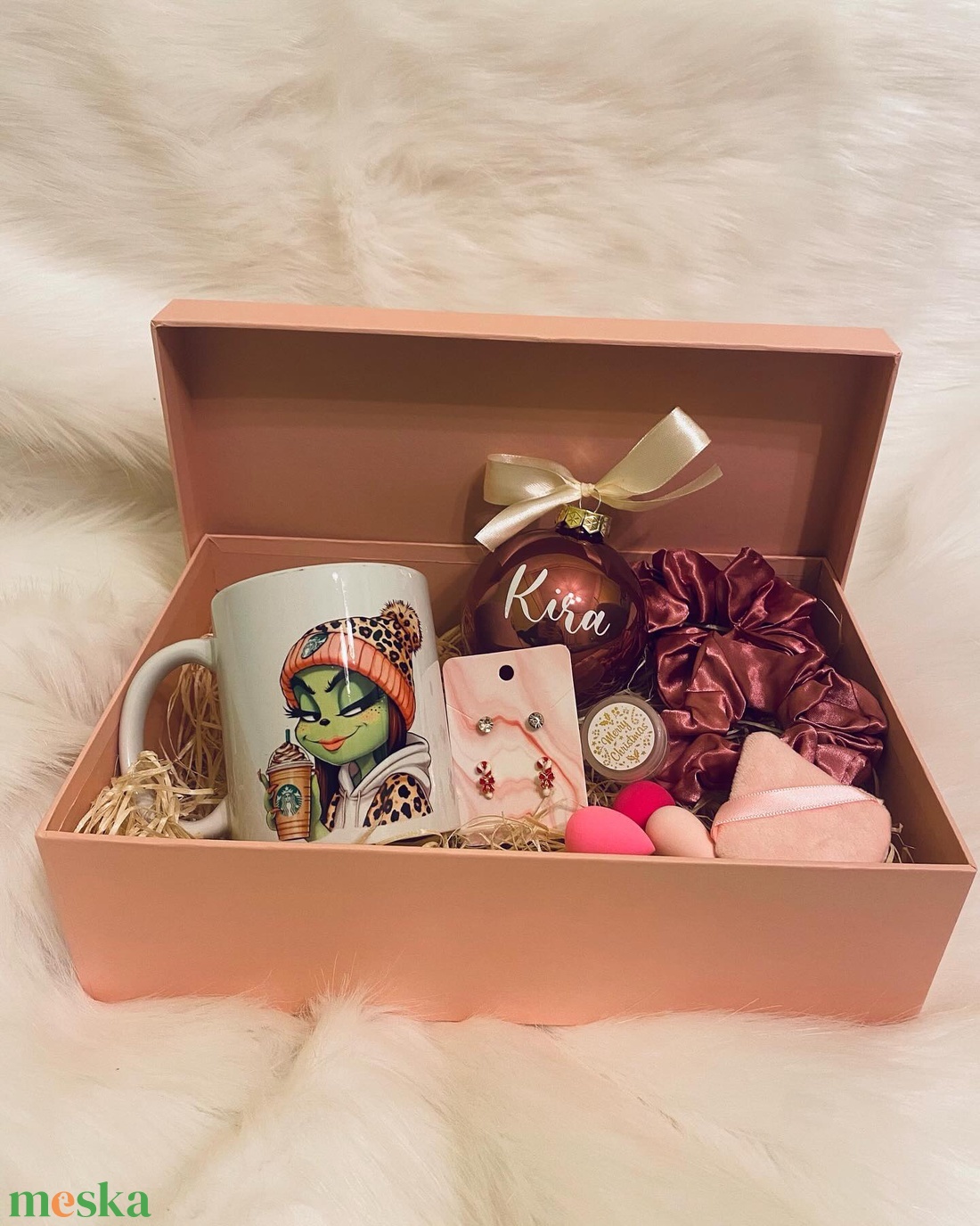 GRINCSELINA BOX - karácsony - karácsonyi ajándékozás - karácsonyi ajándékcsomagolás - Meska.hu GRINCSELINA BOX - karácsony - karácsonyi ajándékozás - karácsonyi ajándékcsomagolás - Meska.hu