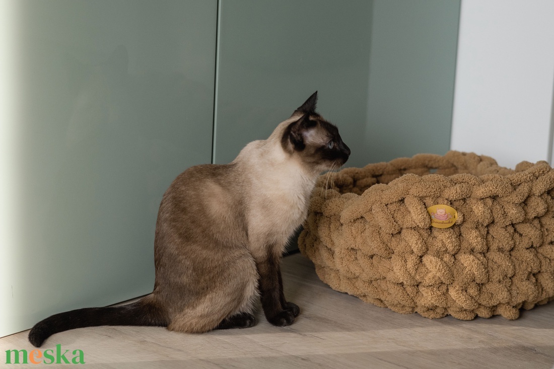 Cirmoskuckó Sötétbeige -  - Meska.hu