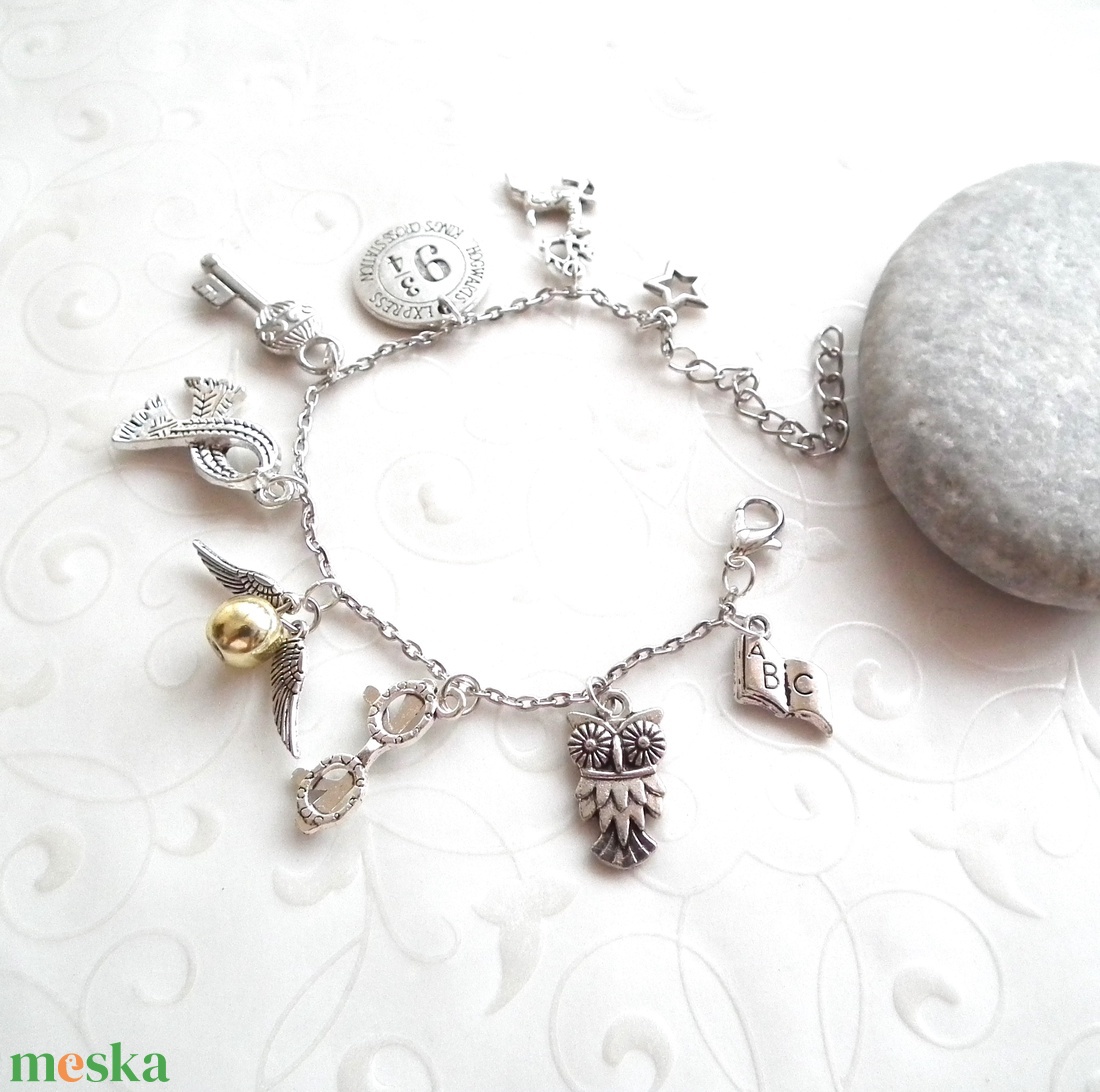 Harry Potter karkötő - ékszer - karkötő - charm karkötő - Meska.hu